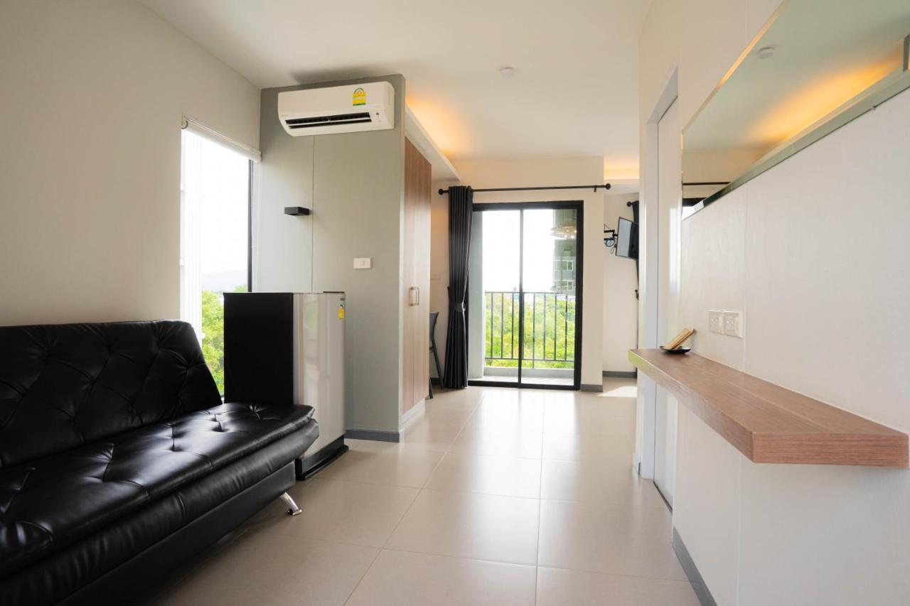 The Zleep Chonburi Hotel Exterior photo
